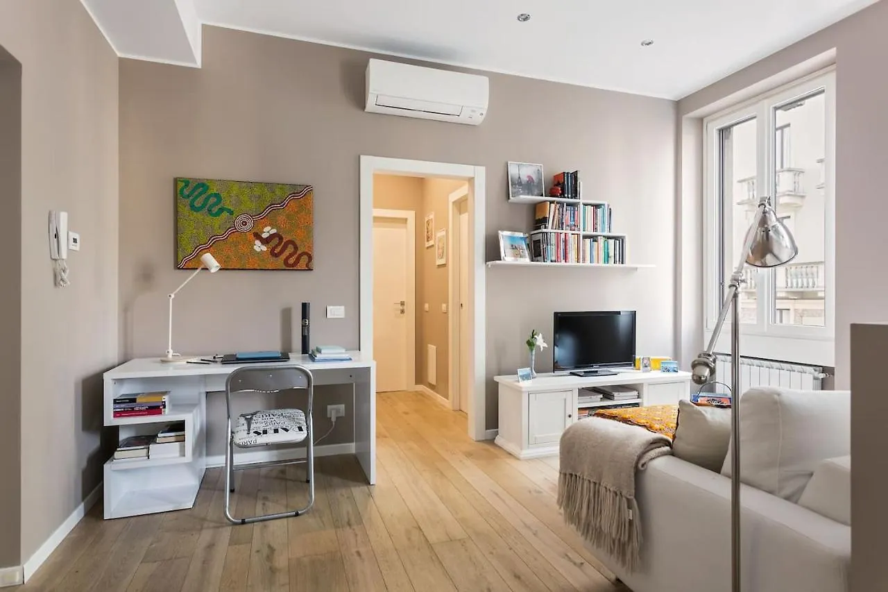 Porta Romana Modern And Cosy Apartment Milan 0*,  Italy